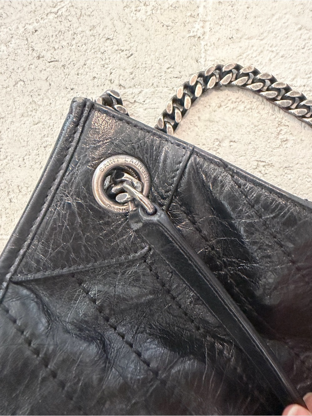 Saint Laurent Large Black Quilted Glossy Leather Niki Shoulder Bag - Picture 13 of 16